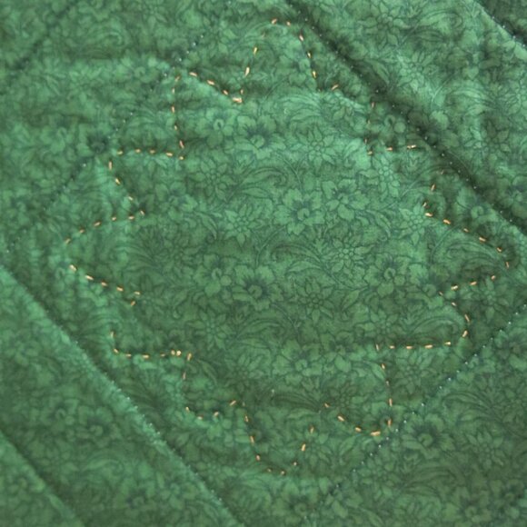 Handmade Quilted Red Green Floral Poinsettia Gold Edge Geometric Table Runner - Picture 5 of 6